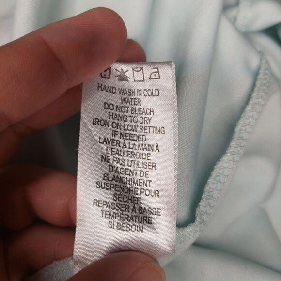 Woman's High-Low Ardene Green Lace Dress. - Picture 11 of 12